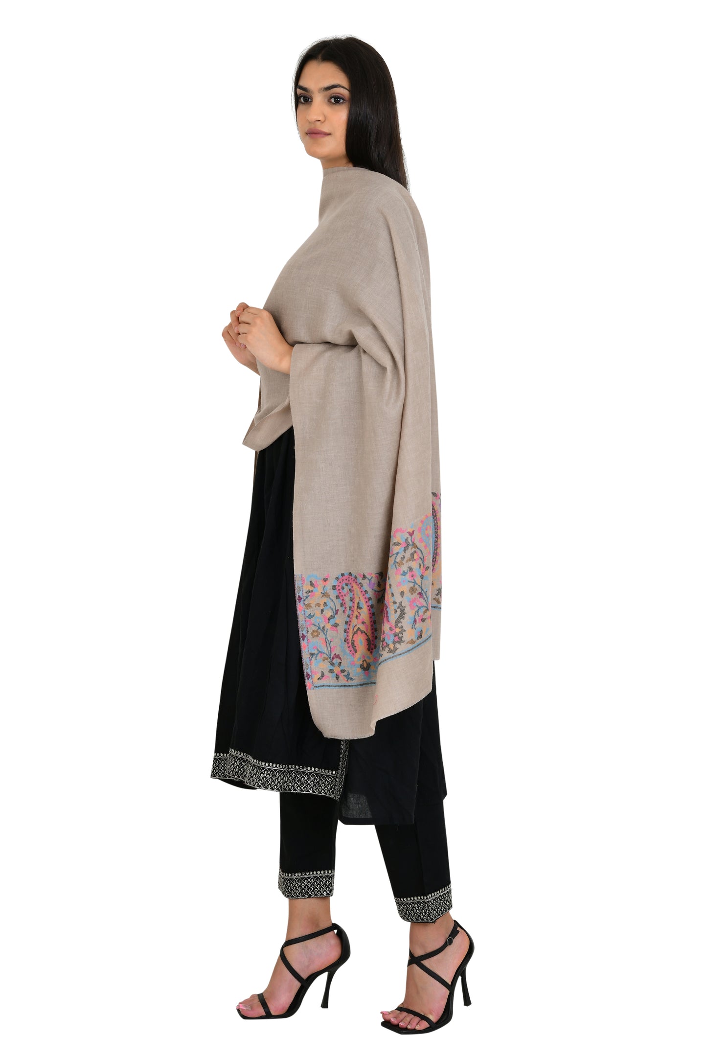 Artisan Crafted Soft Wool Stole with Kashmiri Design