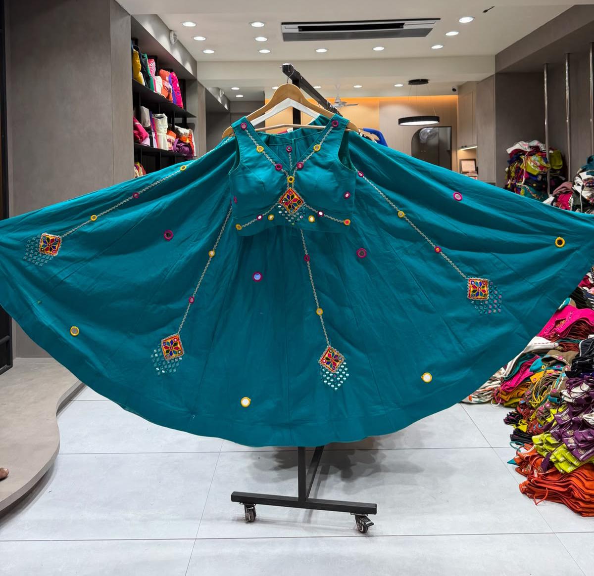 Navratri chaniya choli design 5