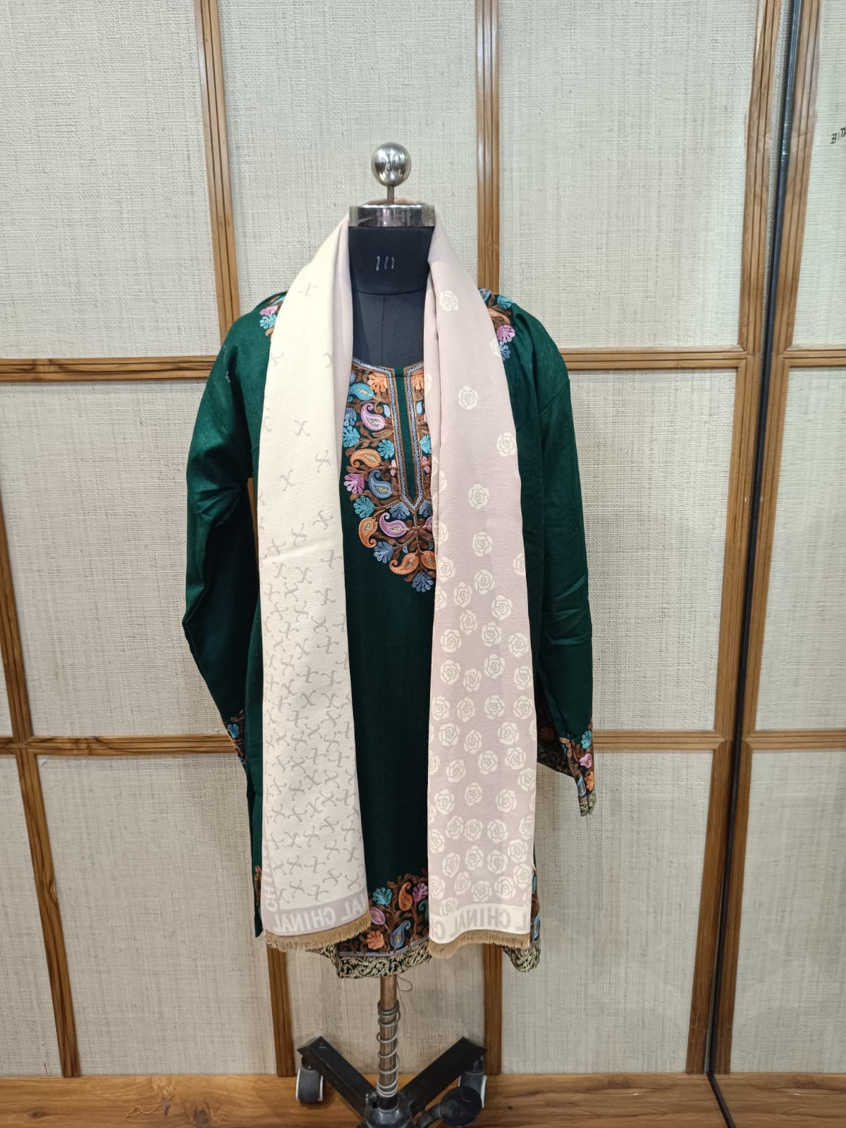 Pashloom assorted color wool stole for winter gifting, product image 2