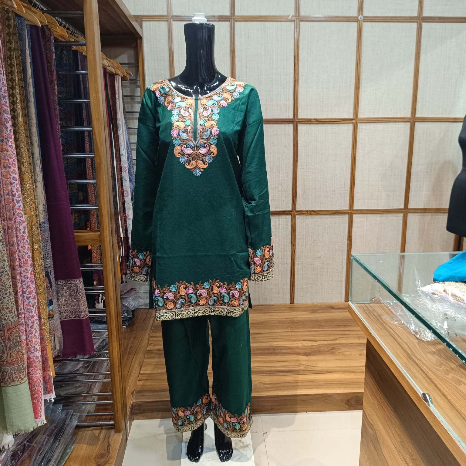 Pashloom mustard, red wool woolen apparel for festive gifting, product image 2