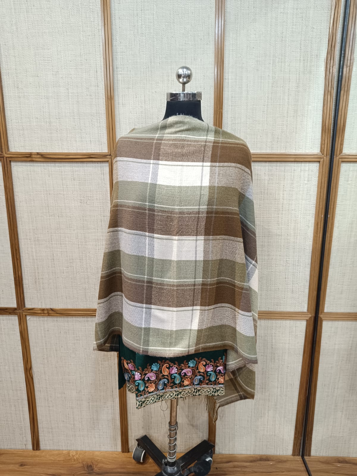 Pashloom assorted color wool stole for winter gifting, product image 2