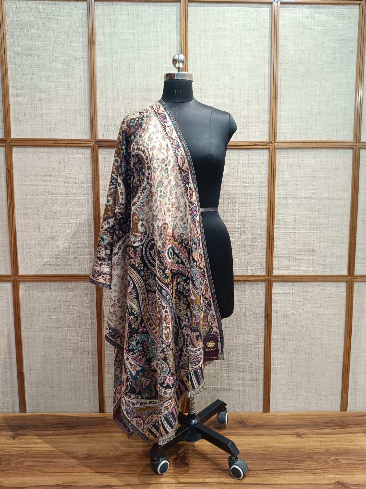 Pashloom multicolor wool stole for wedding gifting, product image 3