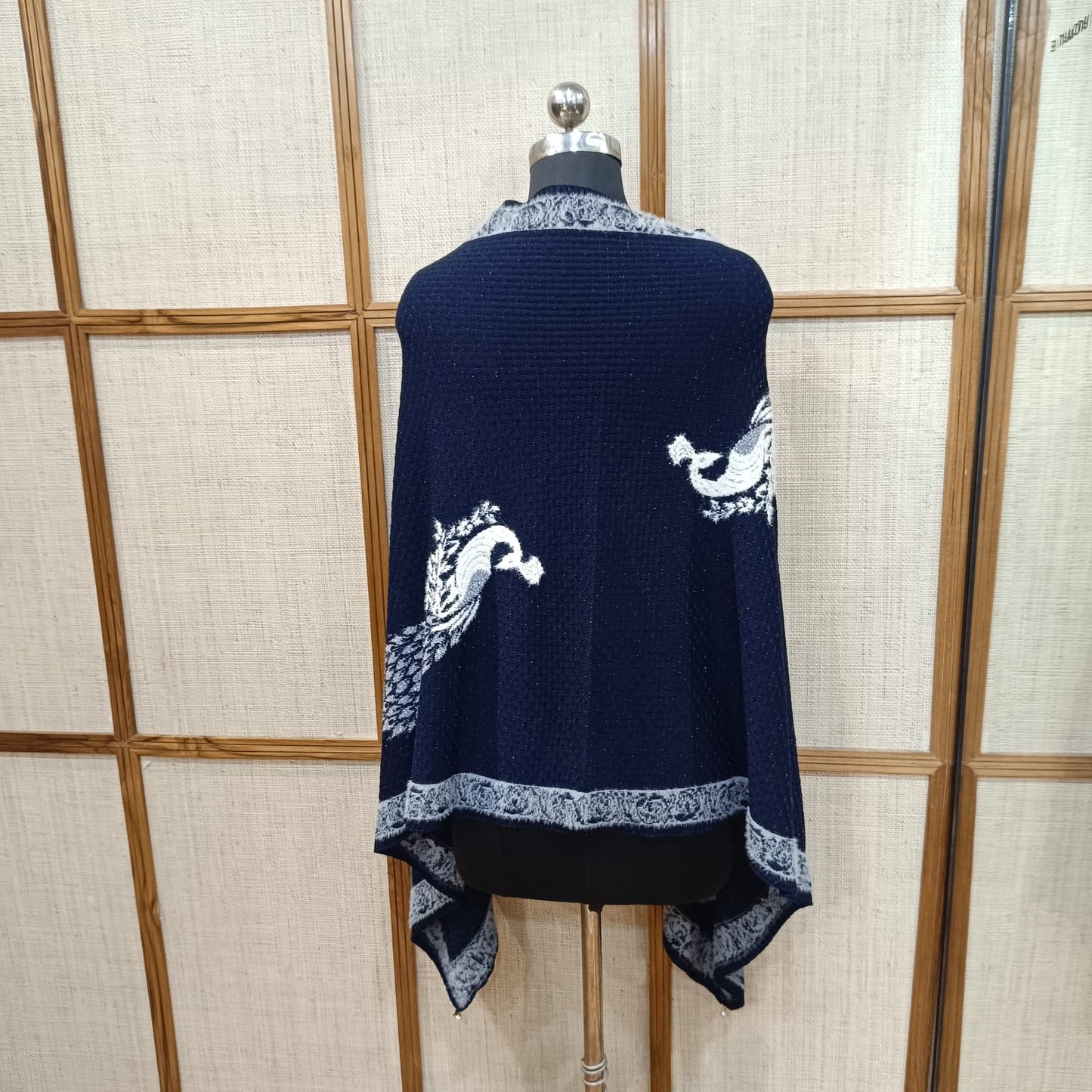 Travel-Ready Knitted Woolen Wrap | Lightweight & Smart 2-in-1 Woolen Shrug - Stole