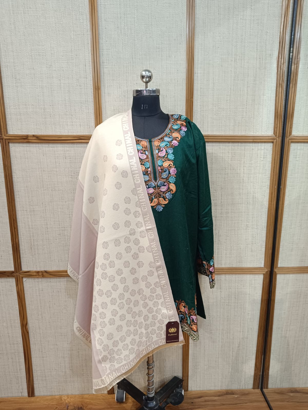 Pashloom assorted color wool stole for winter gifting, product image 5