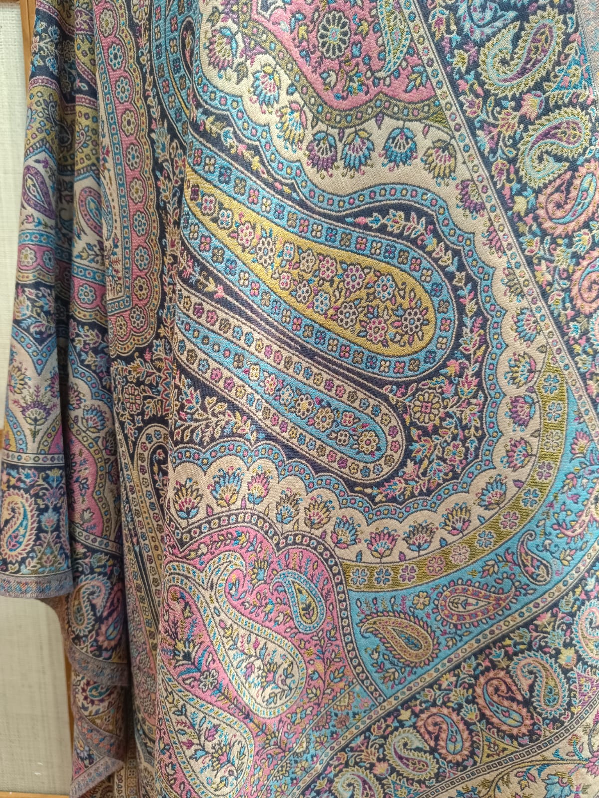 Pashloom multicolor wool stole for wedding gifting, product image 2