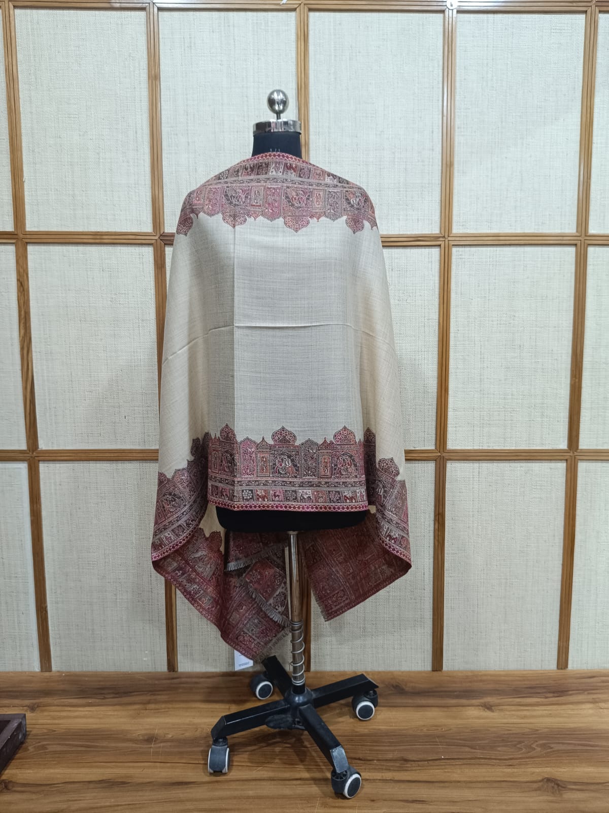 Pashloom™ Wedding Wool Stole with Heritage Border Design