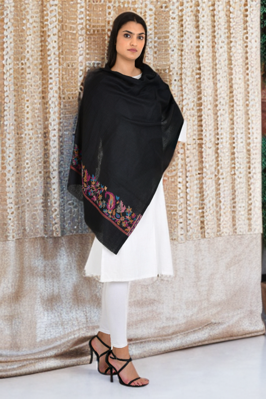 Minimalist Design Black Fine Wool Stole For Women