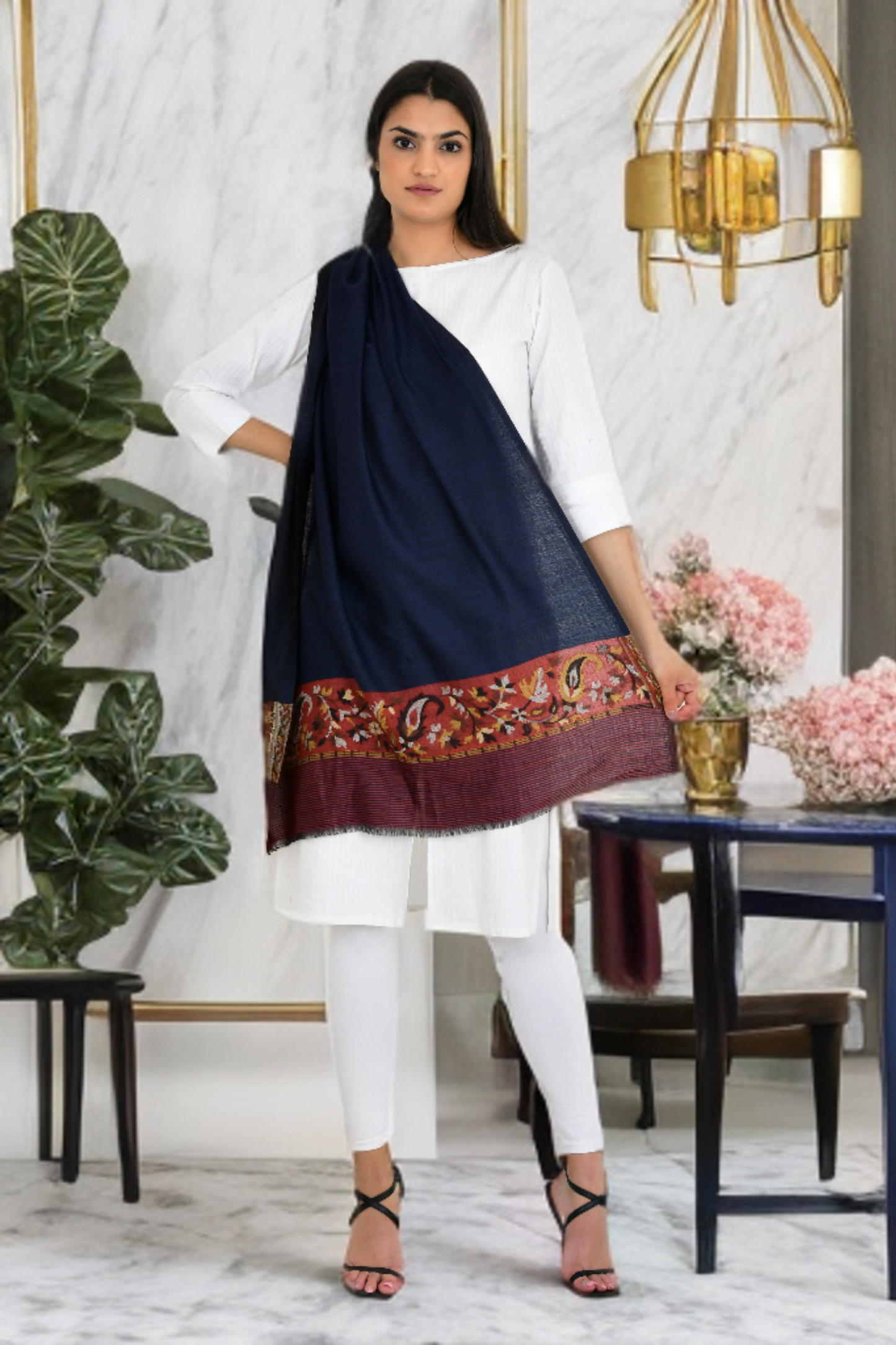 Minimal Design Blue Fine Wool Stole For Women