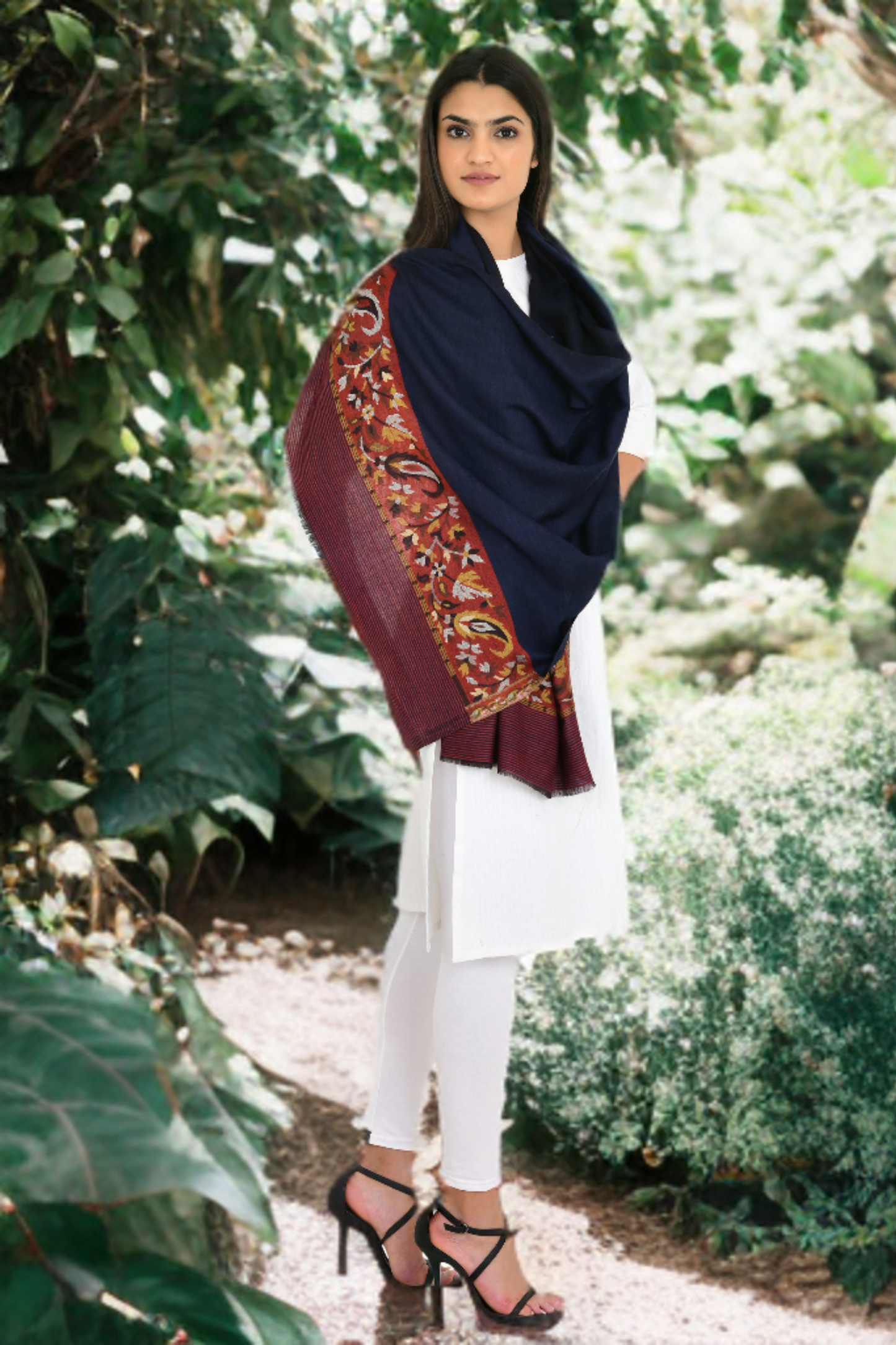 Minimal Design Blue Fine Wool Stole For Women