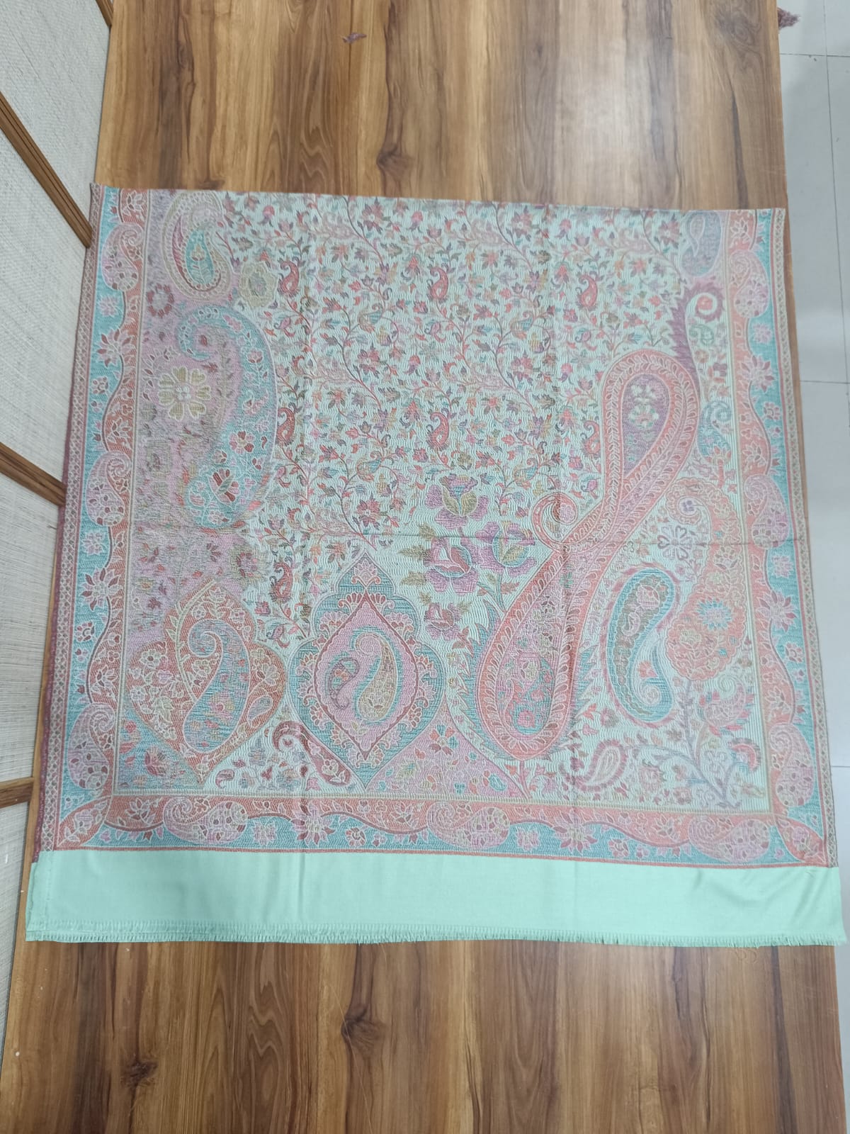 Pashloom Exclusive Kashmiri Weaving Reversible Unisex Shawl – Wholesale Bulk Order | Pashloom™ Ahmedabad
