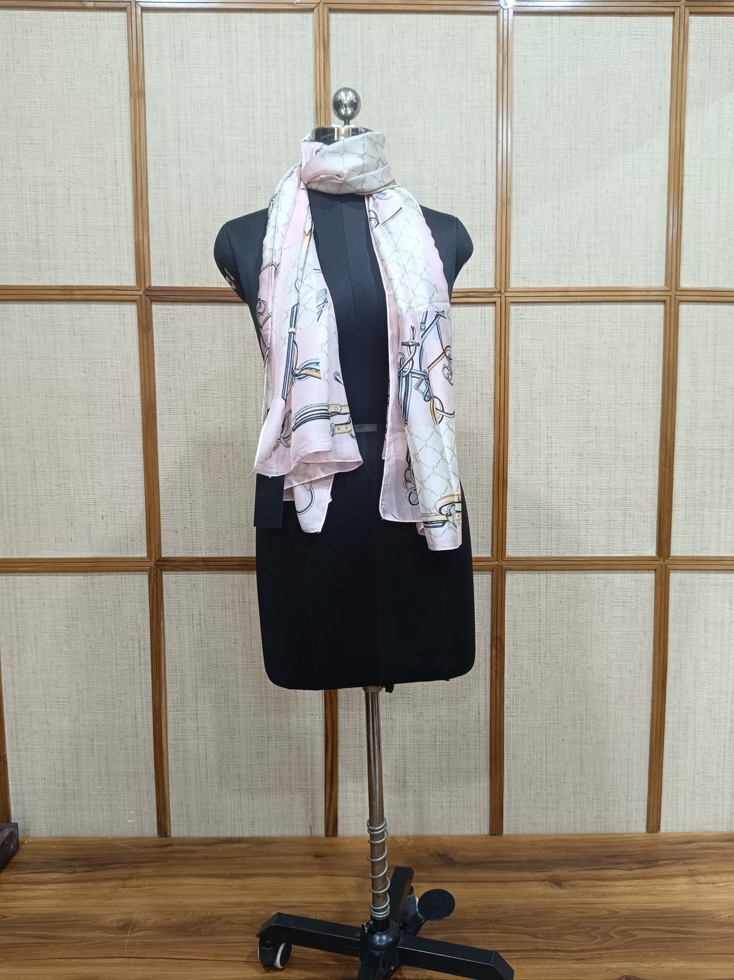 Pashloom black, white silk scarves for festive gifting, product image 3