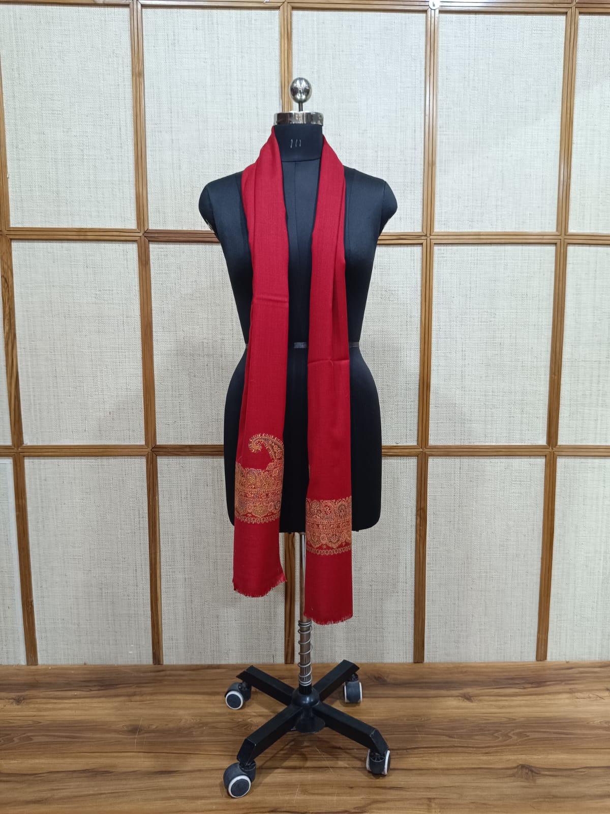Pashloom™ Kashmiri Pashmina Shawl with All-Over Weaving – Wedding Gift for Him & Her | Wholesale Bulk Order | Pashloom™ Ahmedabad