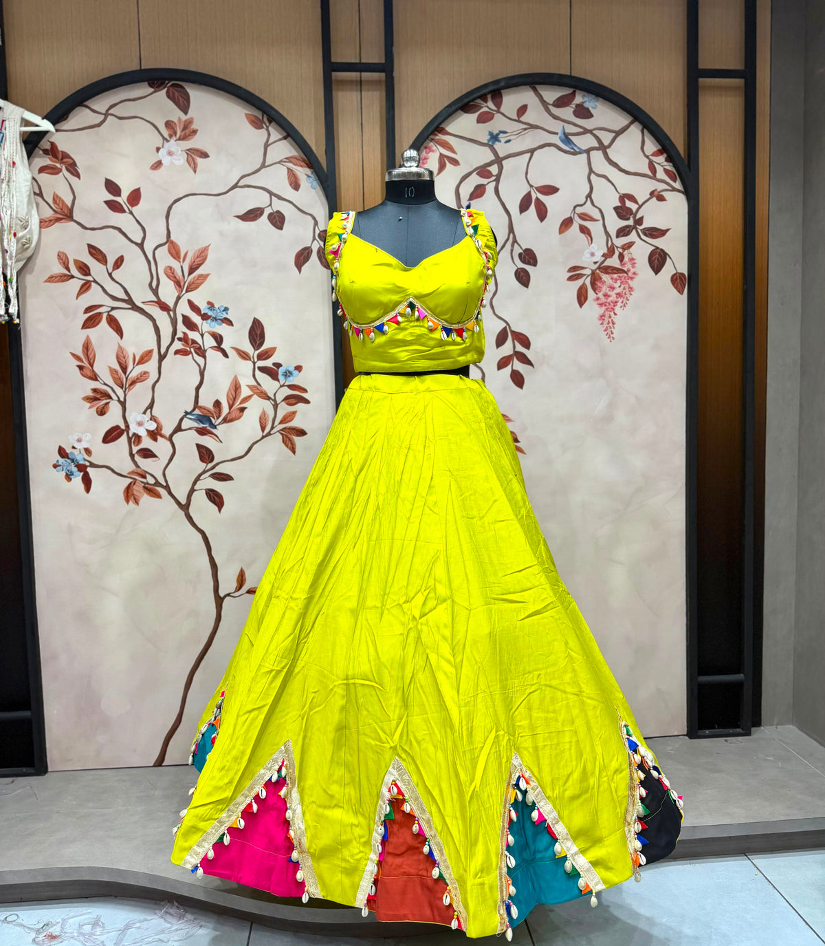 Navratri chaniya choli design 3