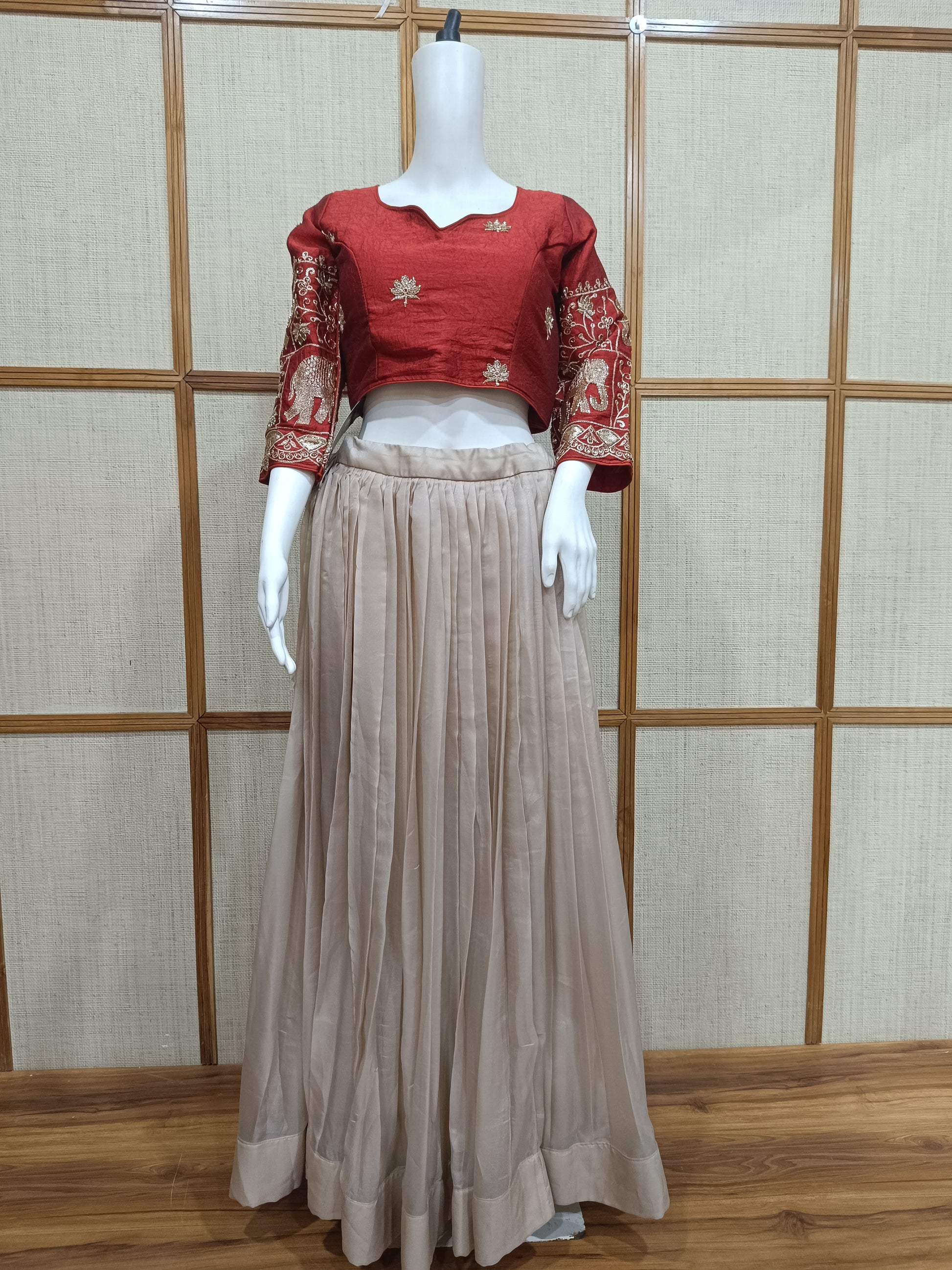 Pashloom reddish pink, gold silk blouse for wedding and festive gifting, product image 2
