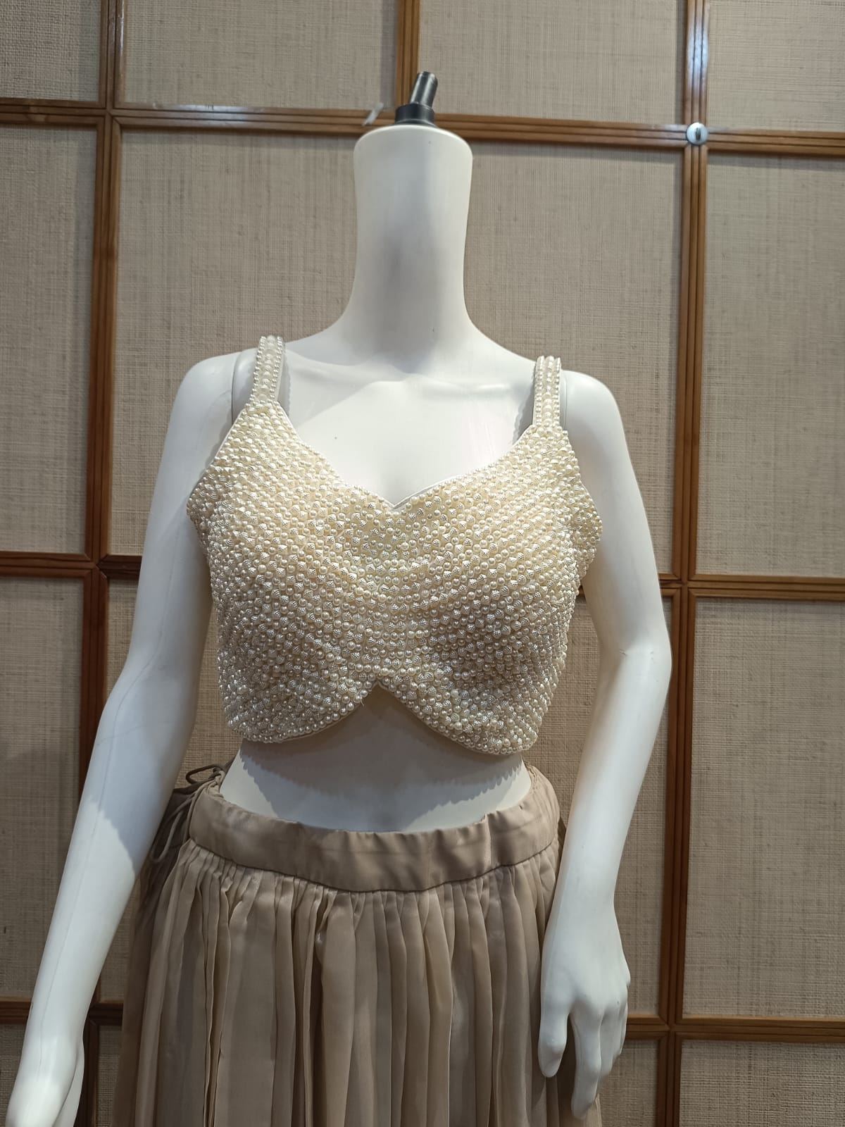 Pashloom white, red, gold premium fabric blouse for wedding and festive gifting, product image 2