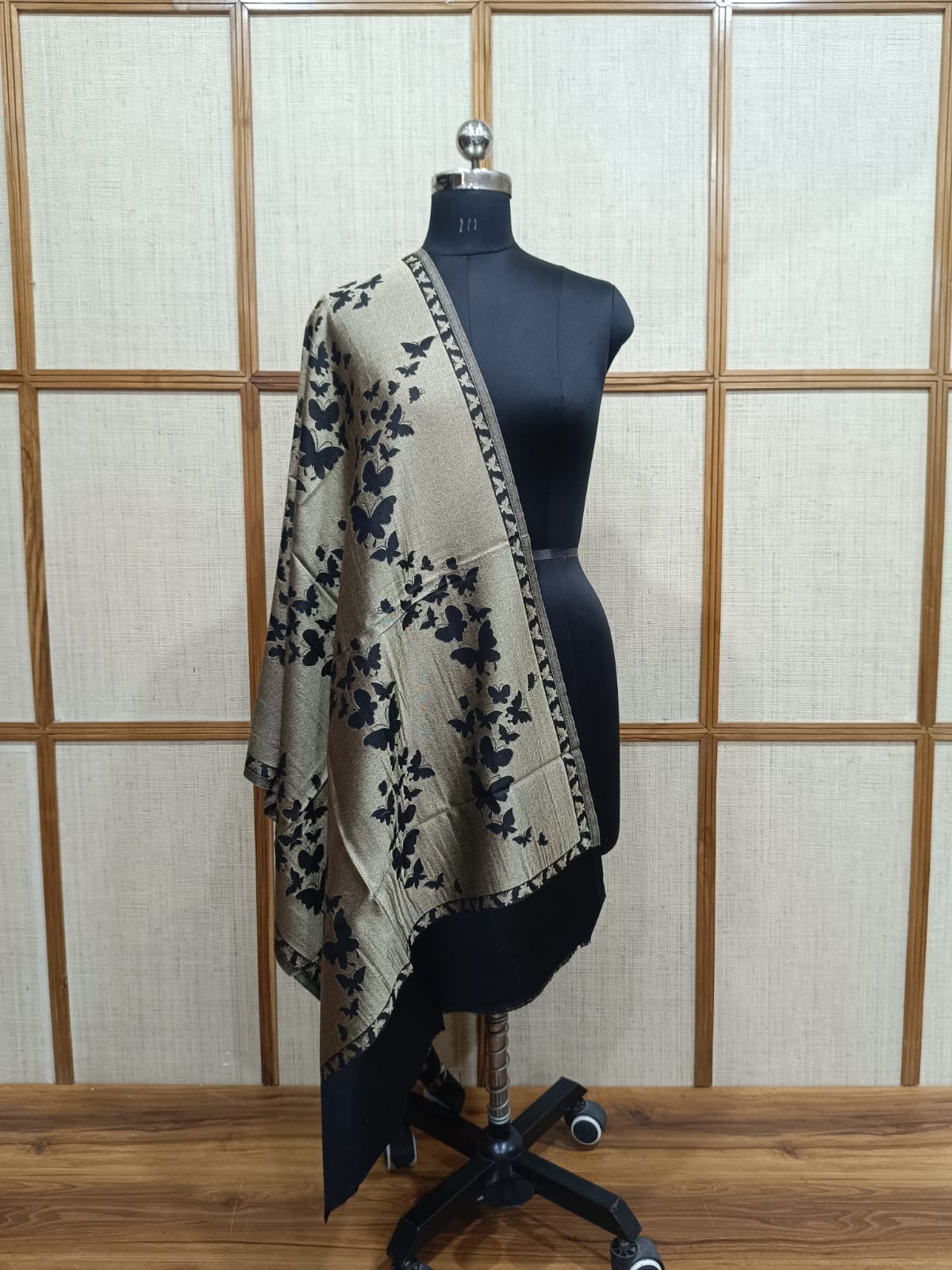 Dual-Sided Butterfly Print Zari Reversible Modal Wool Stole – Premium Unisex Gift | Pashloom