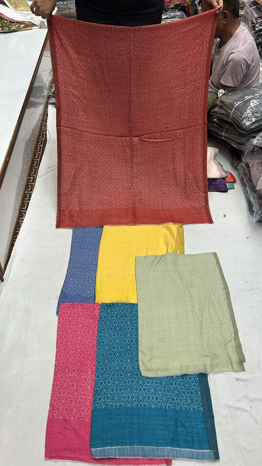 Pashloom™ geometric jacquard pattern fine wool unisex stole