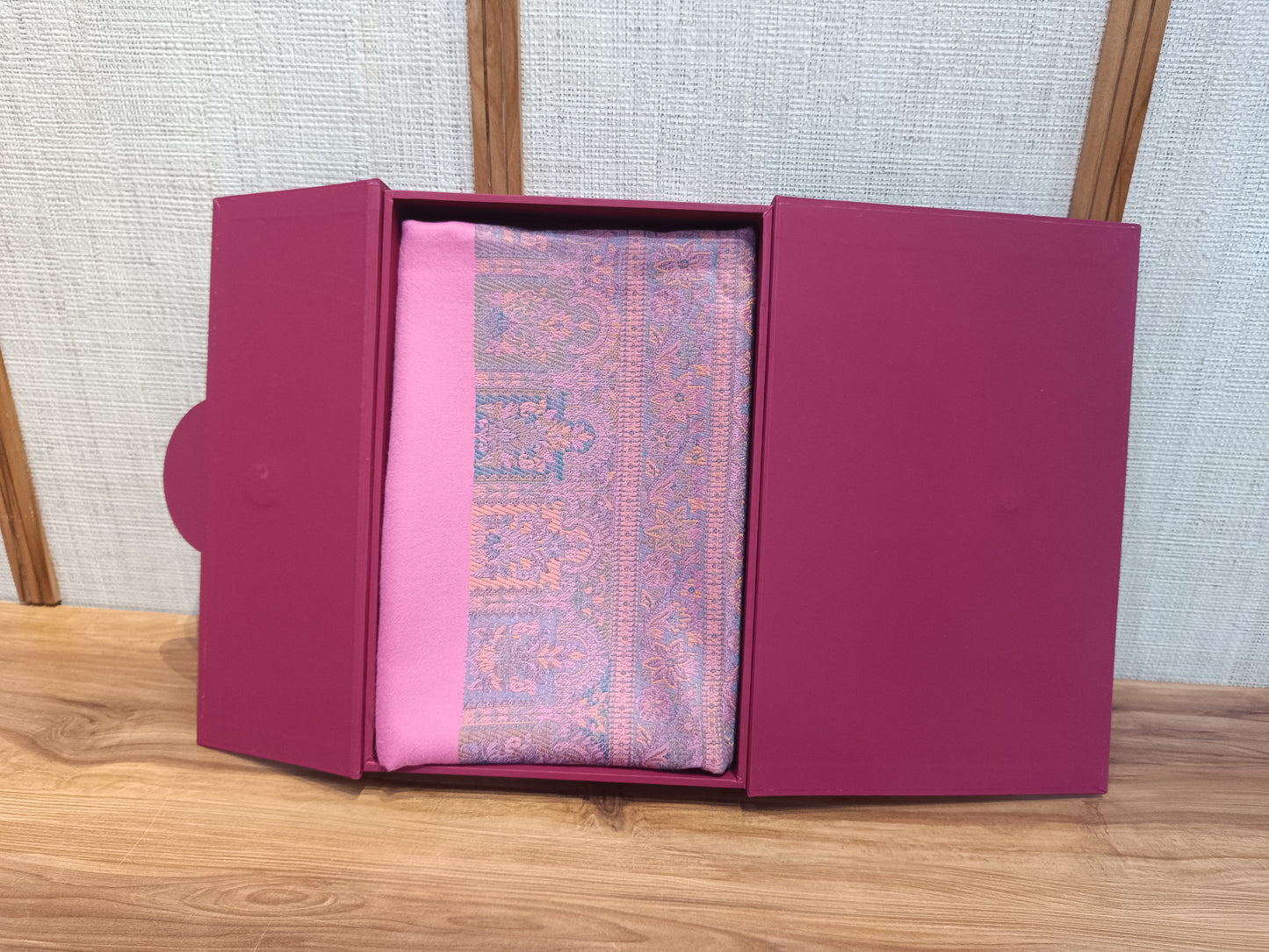 Top Rakhi Gift for Brother Online | Timeless Gift | Pashloom Limited Edition