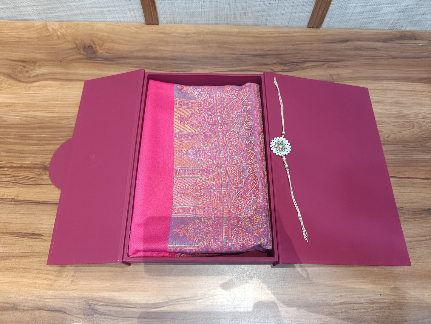 Best Rakhi gift for Brother under 1200| Pashloom Premium Kashmiri Shawl
