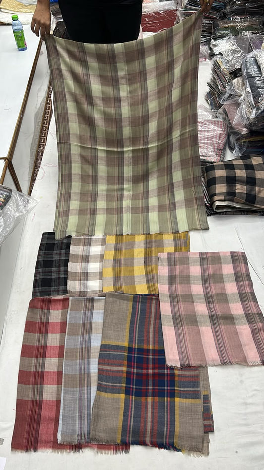 Heritage Checkered Fine Wool Stole for Men & Women | Pashloom