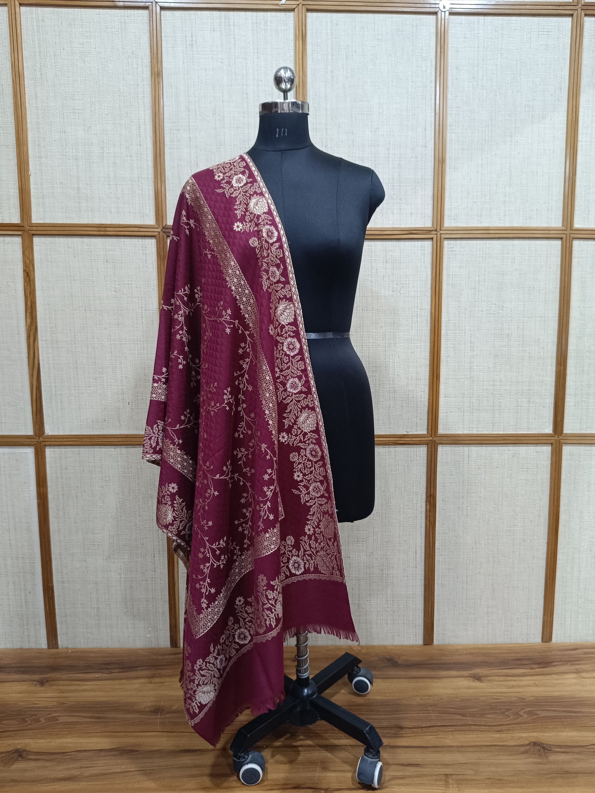 Pashloom reddish pink, fuchsia pink, wine, gold wool stole for wedding and festive gifting, product image 2