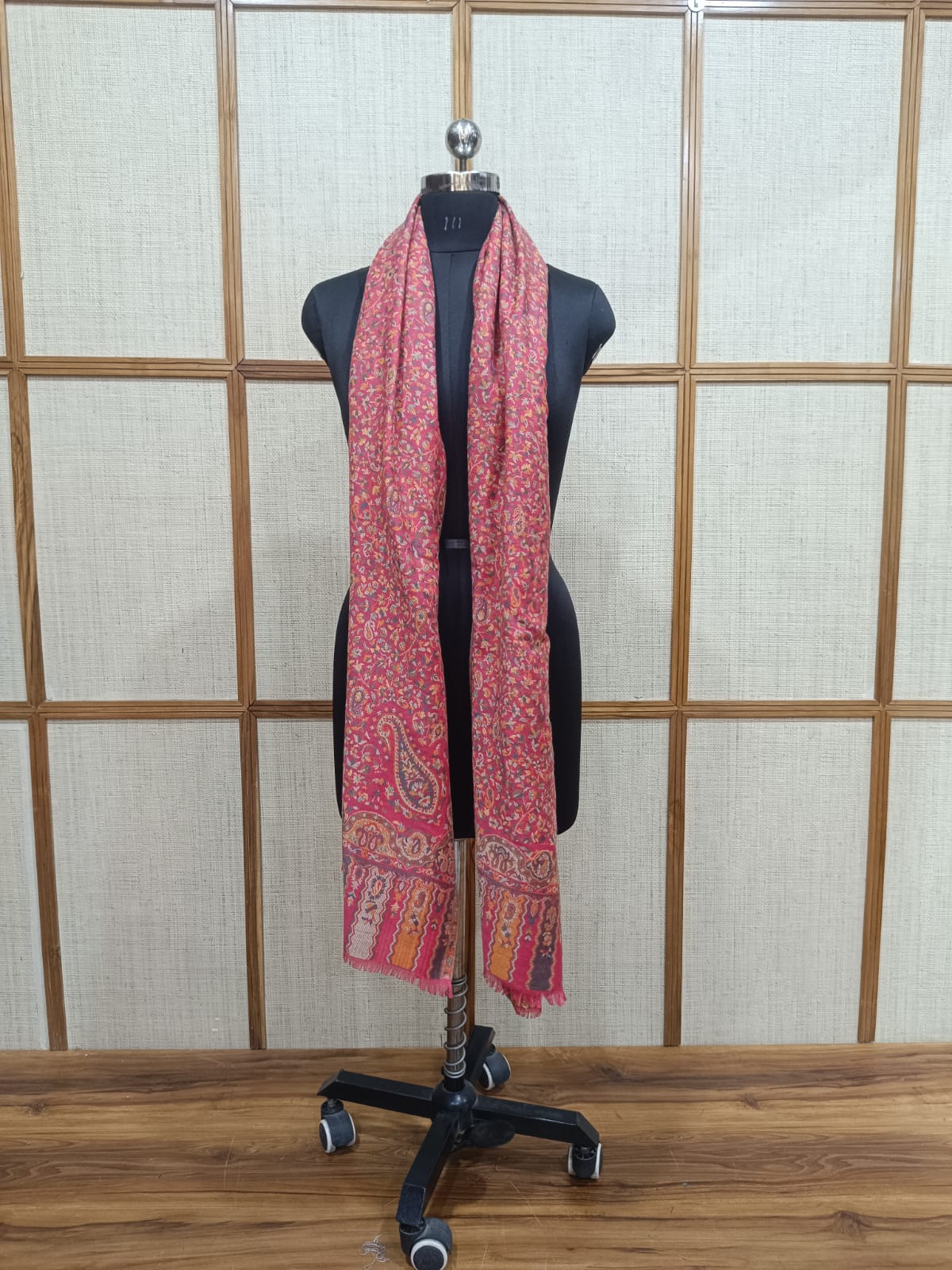 Pashloom silver, hot pink, white semi wool couple stole set for wedding and festive gifting, product image 8
