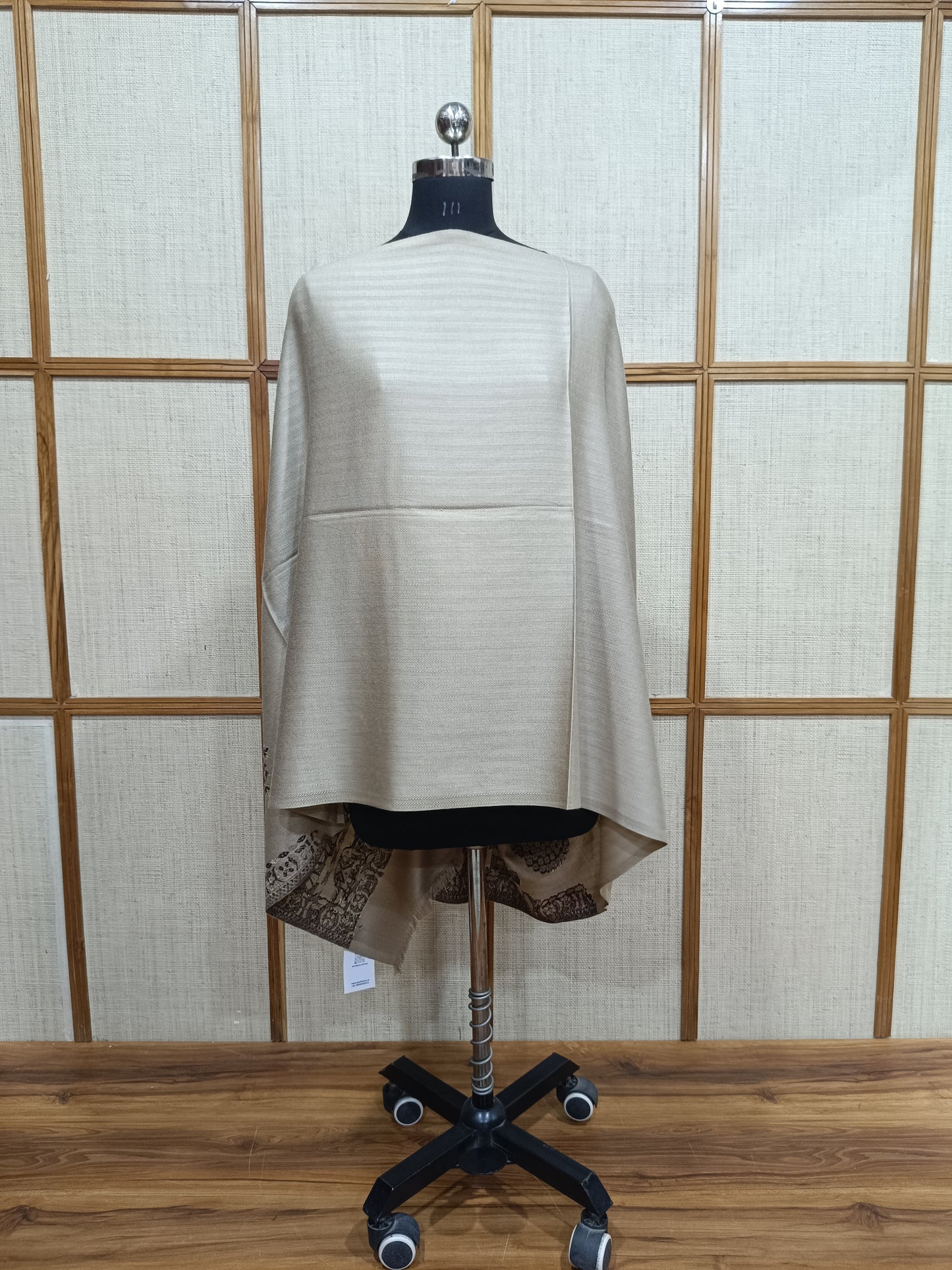 Pashloom silver, grey, black, gold wool stole for wedding and festive gifting, product image 2