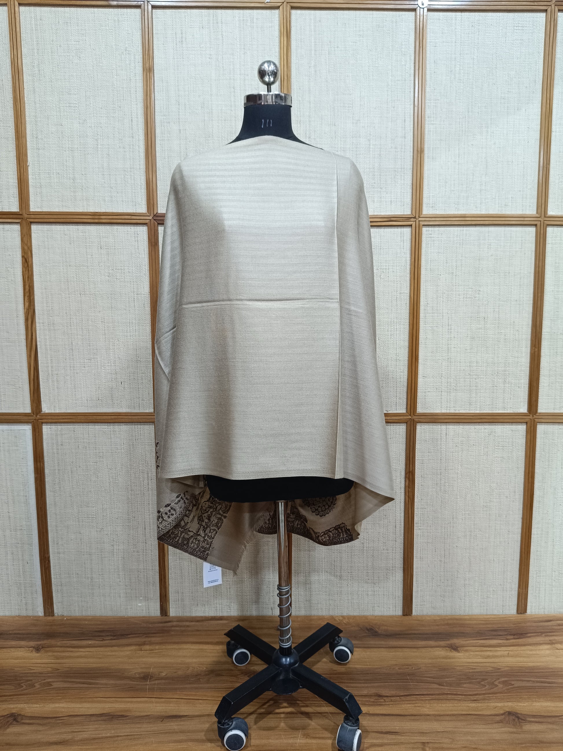 Pashloom silver, grey, black, gold wool stole for wedding and festive gifting, product image 2