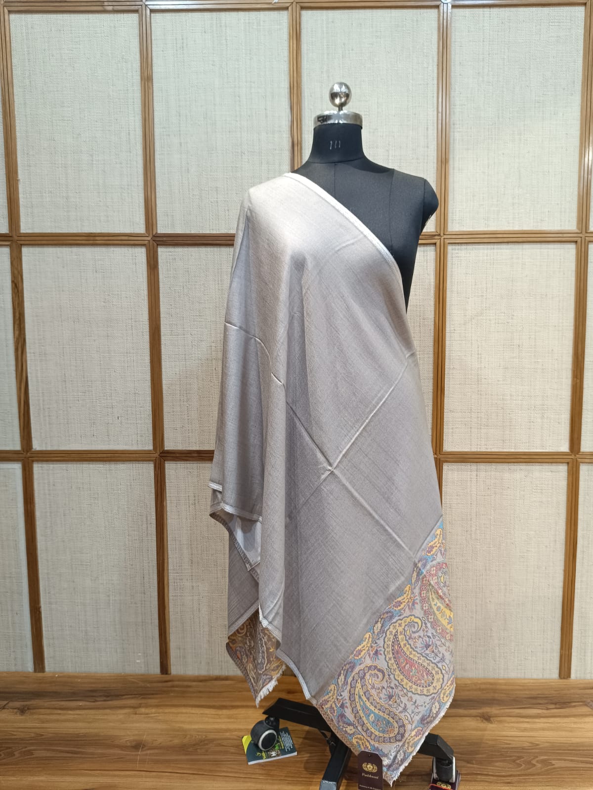 Paisley Pattern Reversible Modal Wool Stole for Men & Women | Pashloom™
