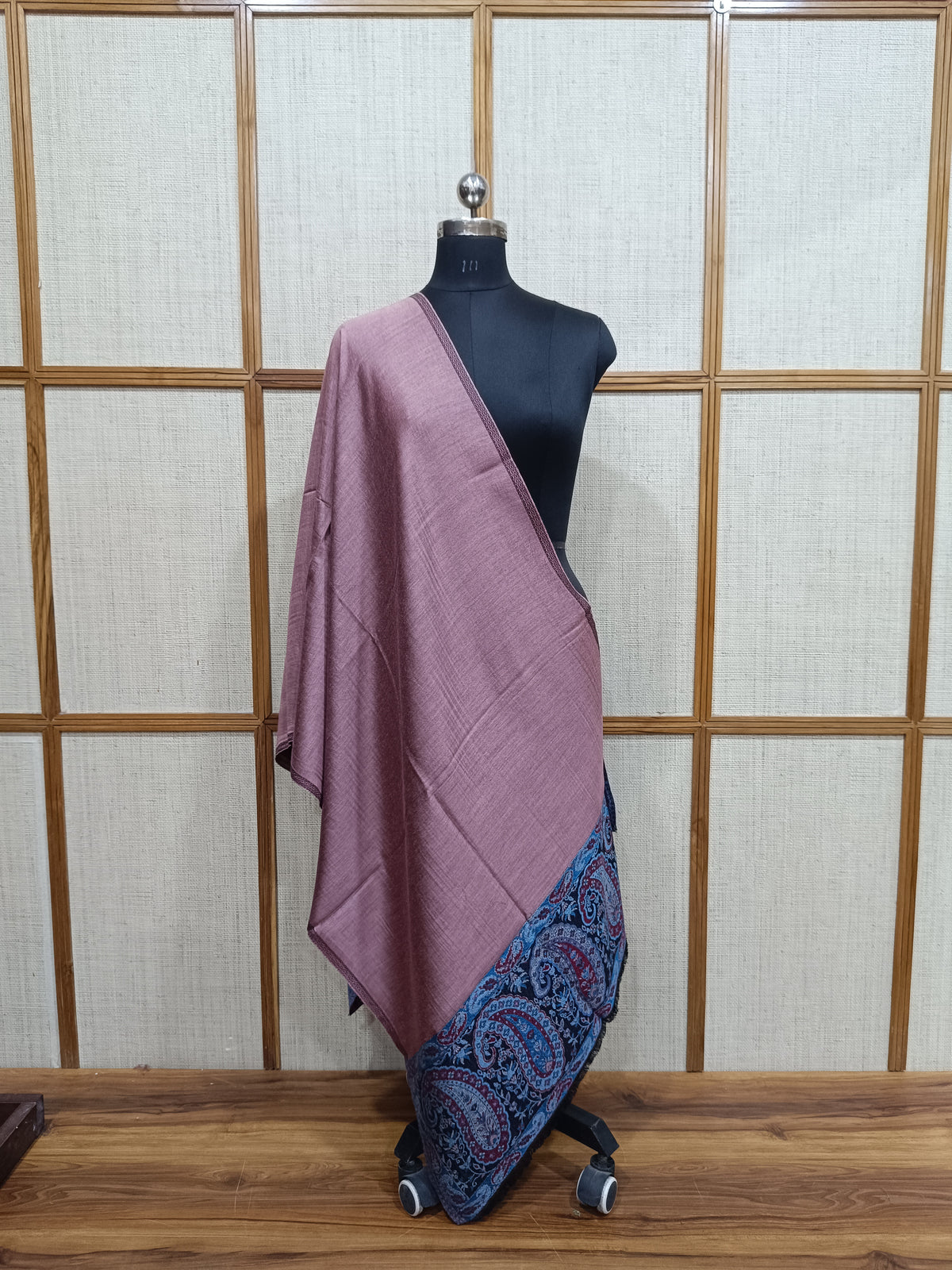 Paisley Pattern Reversible Modal Wool Stole for Men & Women | Pashloom™
