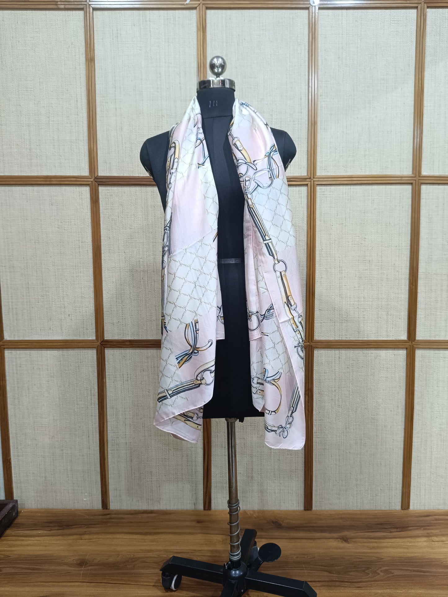 Pashloom black, white silk scarves for festive gifting, product image 4