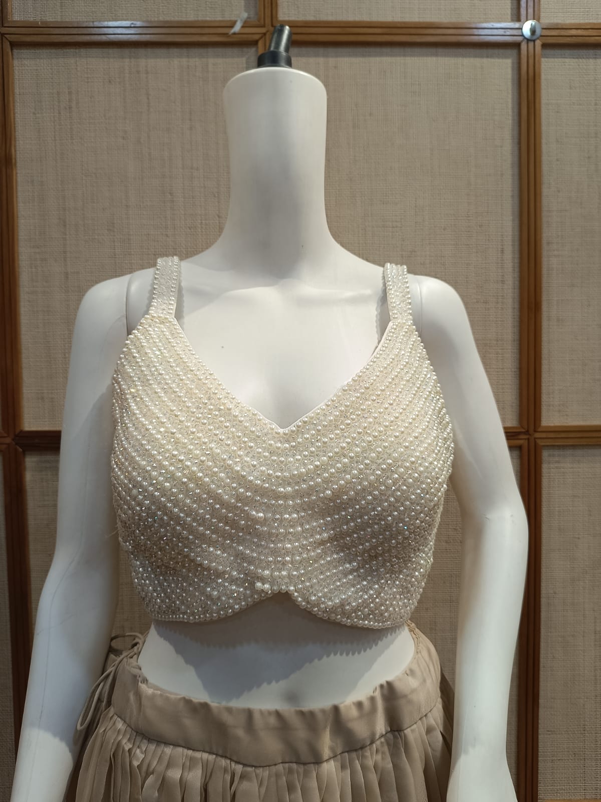 Pashloom white, gold premium fabric blouse for wedding and festive gifting, product image 1