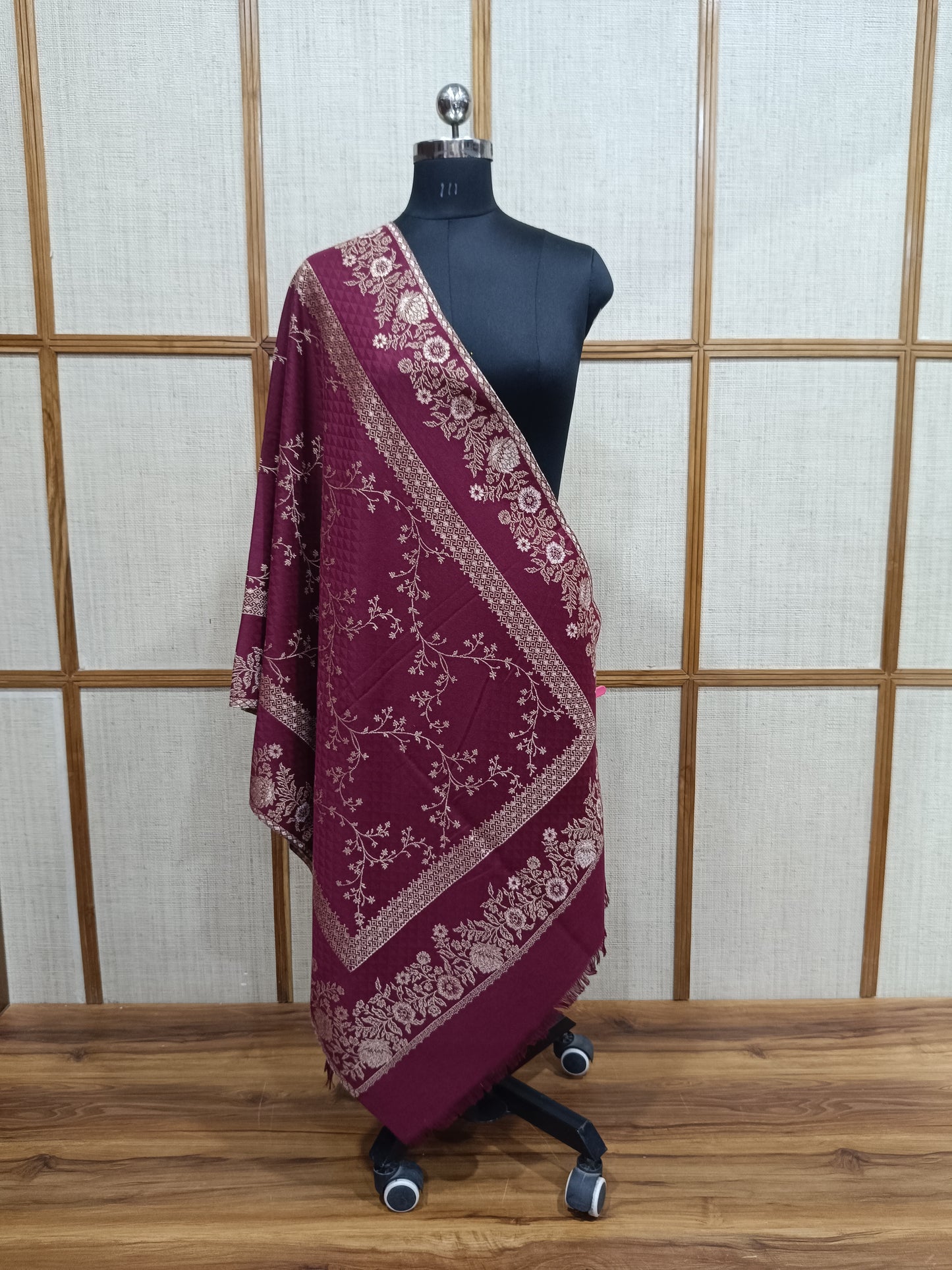 Pashloom reddish pink, fuchsia pink, wine, gold wool stole for wedding and festive gifting, product image 3