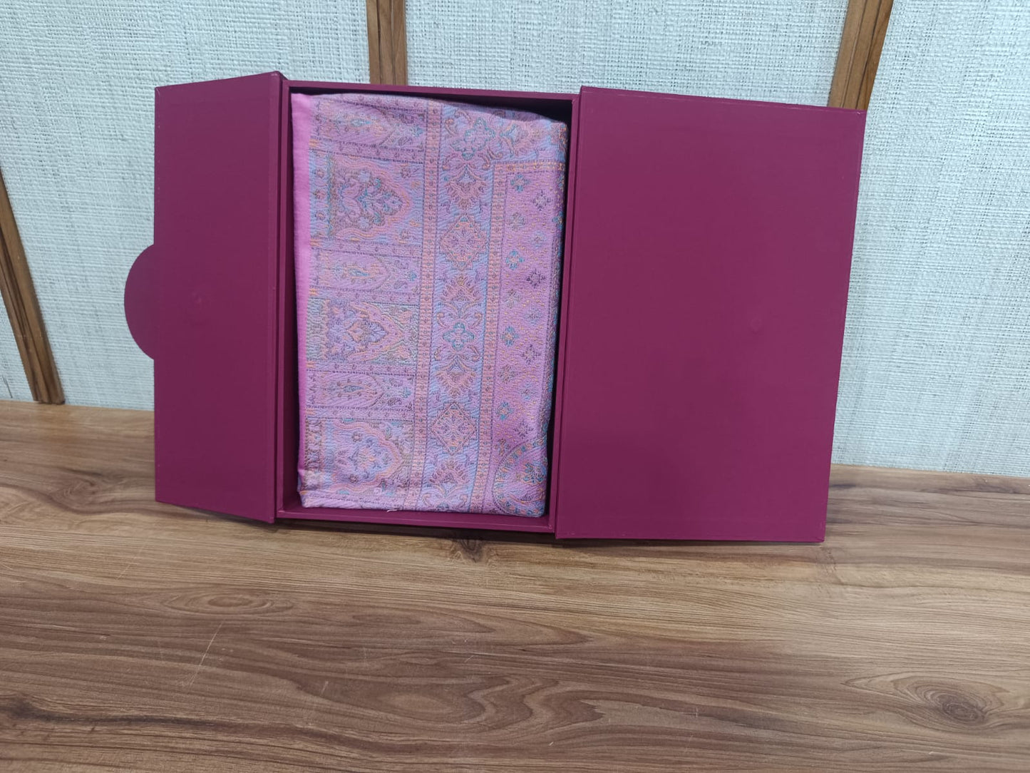 Meaningful Rakhi Gift for Sister | Pashloom Premium Kaani Stole Gift Box