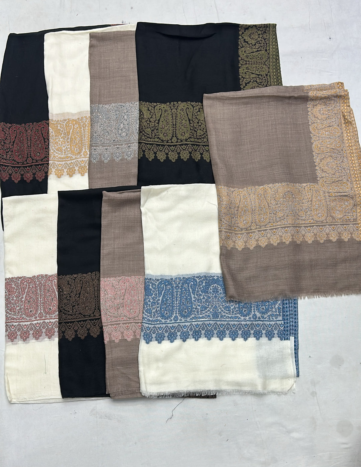 Pashloom Pashmina Inspired Border Fine Wool Stole for Him & Her | Pashloom