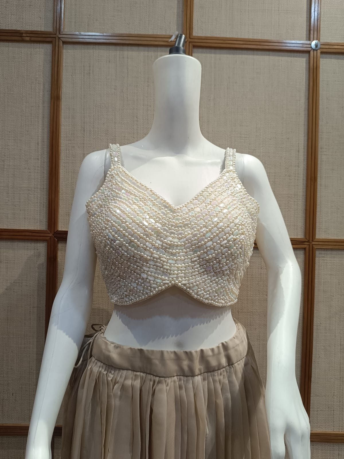 Pashloom white, gold premium fabric blouse for wedding and festive gifting, product image 1