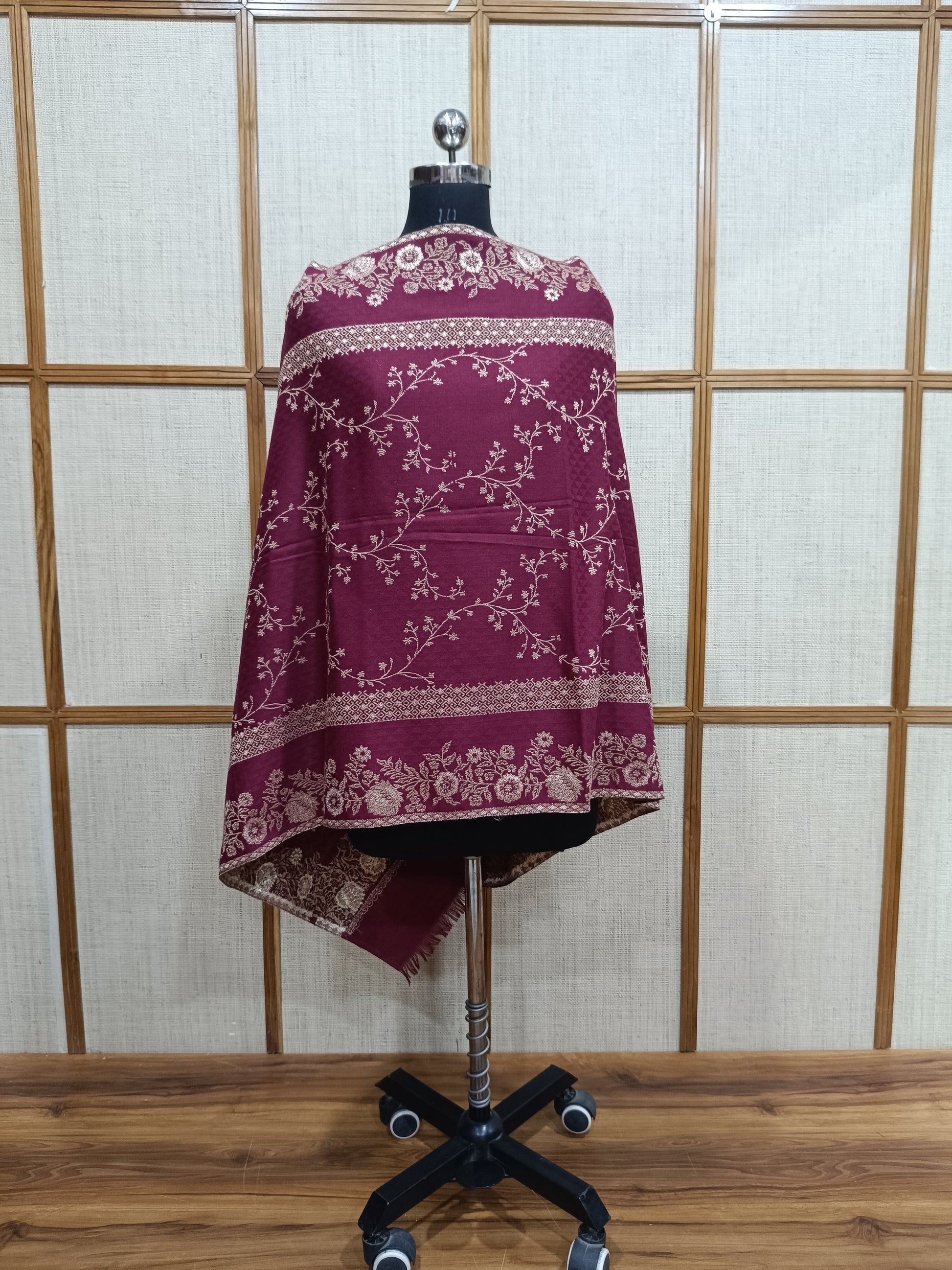 Pashloom reddish pink, fuchsia pink, wine, gold wool stole for wedding and festive gifting, product image 4