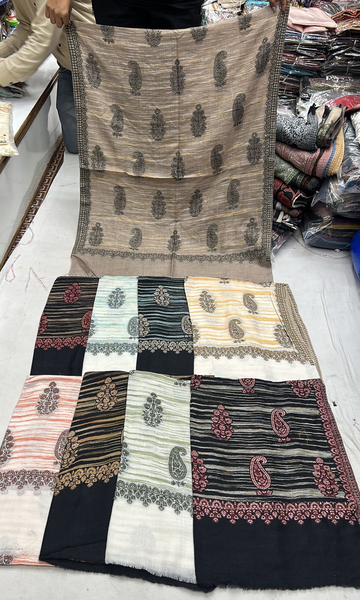Kashmiri Shaded butta design Fine Wool Stole for Him & Her | Pashloom