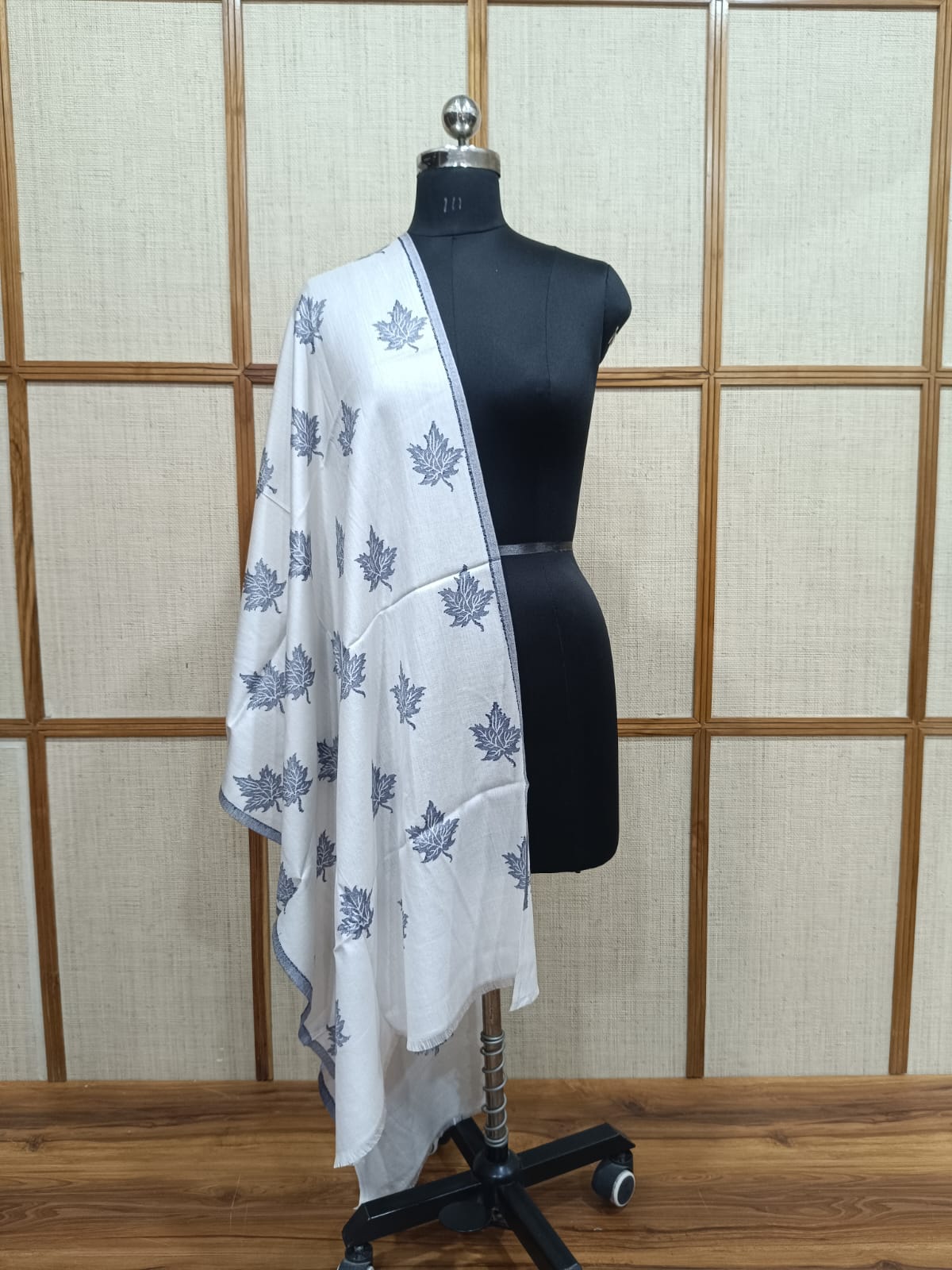 Pashloom Chinar Leaf Self-Design Reversible Modal Wool Stole – Unisex